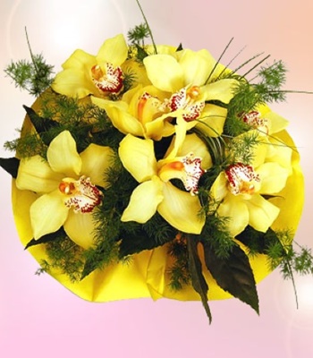 Mix Flower Bouquet - Yellow Color Flowers and Palms