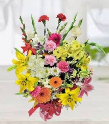 Birthday Flowers - Mix Seasonal Flower in Fancy Basket
