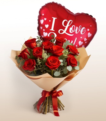 Red Roses With Heart Shape Balloon