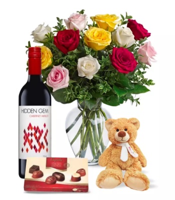 Assorted Roses Gift Combo