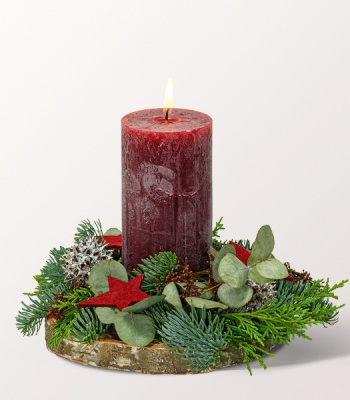 Christmas flower Arrangement with Bordeaux Color Candle