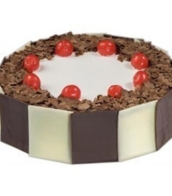 Black Forest Cake Half Kg