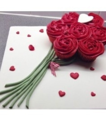 Red Rose Cup Cake