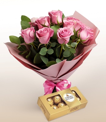 Ferrero Rocher Chocolate And Rose Gift Combo