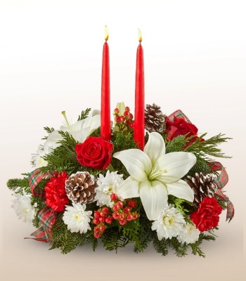 Christmas Centerpiece with Candle