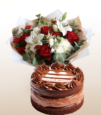 Flowers And Cake Gift Combo