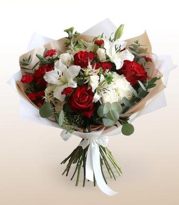 White Christmas Flowers Bouquet