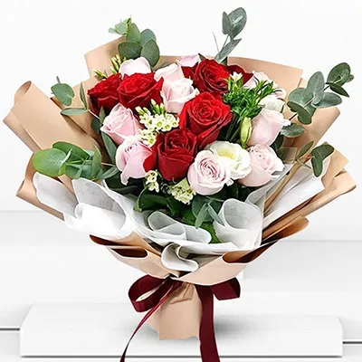 Red & Pink Rose Flower Bouquet