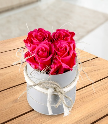 Bright Pink Roses in Hatbox - 4 Stems