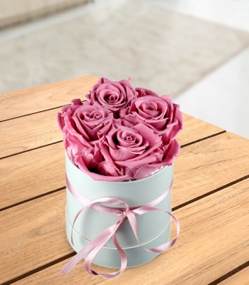 Pink Roses in A Hat Box - 4 Stems