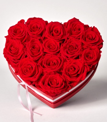 Red Roses in A Heart Shape Box - 14 Stems