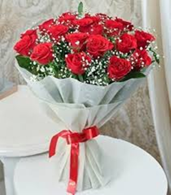 Red Roses in Vase - 18 Stems