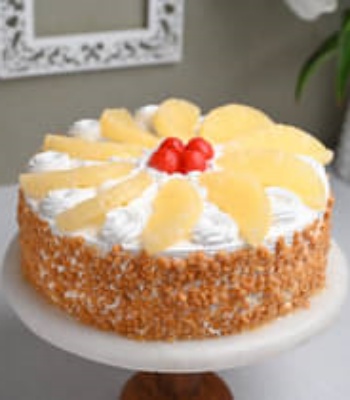 Pineapple Vanilla Caramel Cake