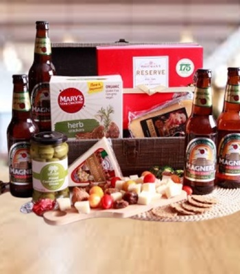 Cheese & Cracker Basket with Cider