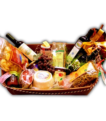 Christmas Gift Basket with Red Wine