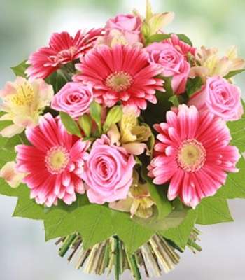 Pink Roses and Gerberas with Fresh Flowers