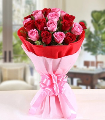 Red And Pink Mix Flower Bouquet