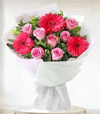 Rose And Gerbera Bouquet - Pink Color Flowers