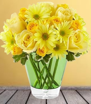 Yellow Roses and Gerberas with Fresh Flowers