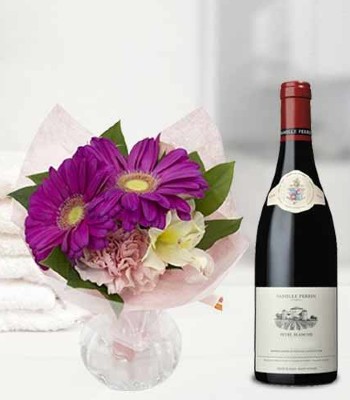 Flower Bouquet And Wine Gift Set.