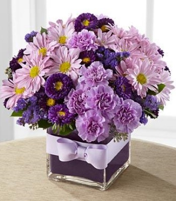 Mini Carnations and Daisies in Vase