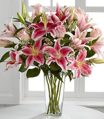 Pink Flower Arrangement in Glass Vase