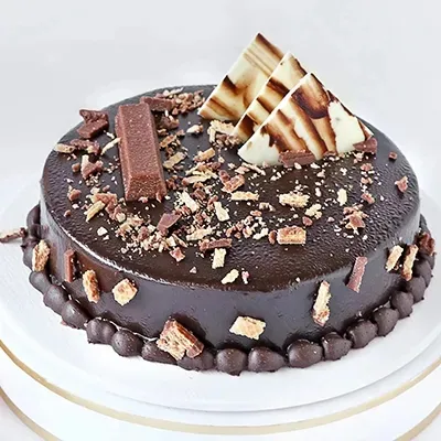 Kit Kat Cake