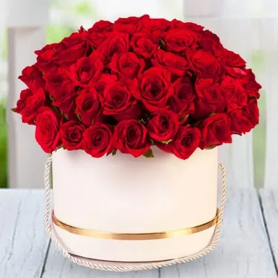 Red Roses In Box