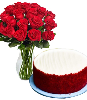 Red Velvet Cake with Roses