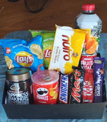 Snack Hamper - Medium