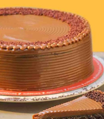 Caramel Fudge Cake