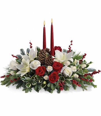 Christmas centerpiece with red candles