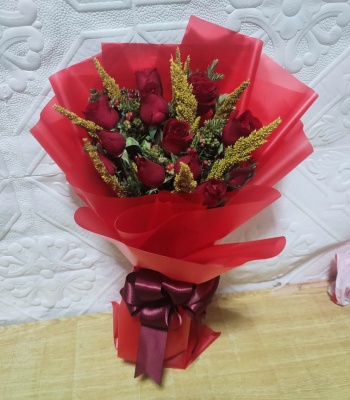 Dozen Red Rose Bouquet