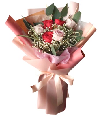 Pink and Red Roses Bouquet