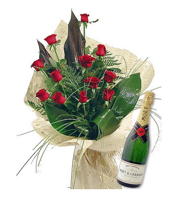 Roses With Moet Chandon French Champagne