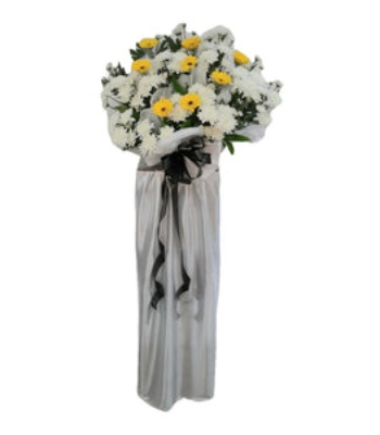 Funeral Wreath - Assorted Seasonal Flower