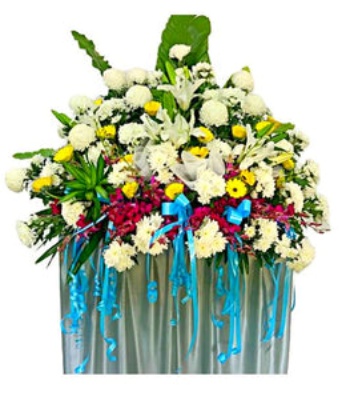 Funeral Wreath - Heartfelt Condolences