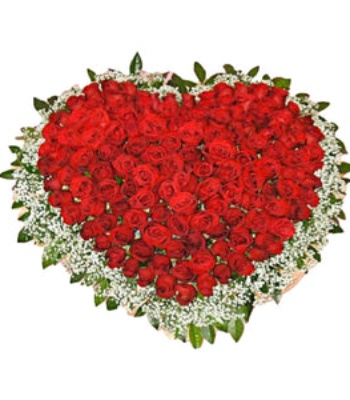 Red Roses Heart-Shaped Arrangement