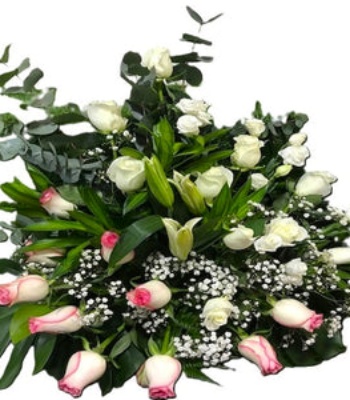 Roses and Lilies Flowers Bouquet