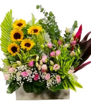 Sunflower and Eustoma Flower Arrangement