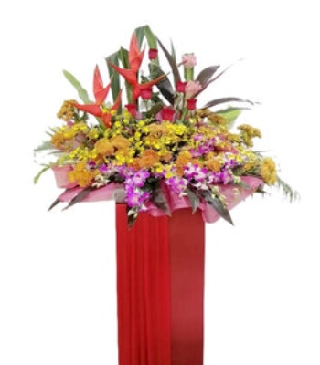 Wedding Seasonal Flower Arrangement