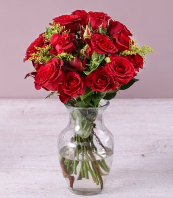 Classic Red Roses in Hurricane Vase