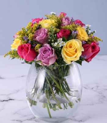 Mix Roses in A Vase