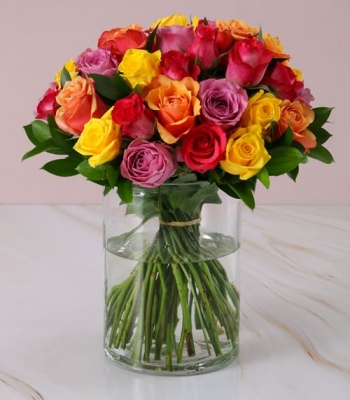 Mix Roses in Cylinder Vase