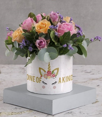 Mix Roses In White Box