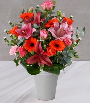 Mixed Flowers Arrangement