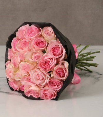 Pink Rose Bouquet With Black Wrapping