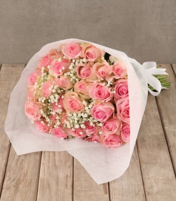 Pink Rose Bouquet With White Wrapping