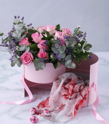 Pink Roses in Pink Box