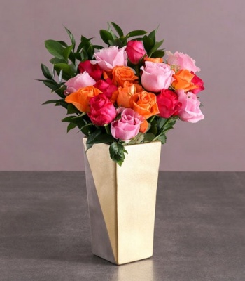 Rose Flowers Arrangement